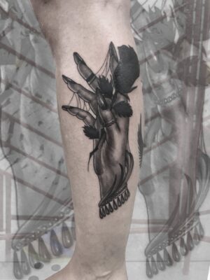 Hand tattoo, rose tattoo, light art tattoo, women tattooer