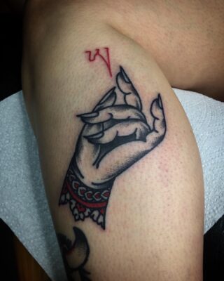 right_on_mountain_tattoo | Jevin tattoo Amsterdam