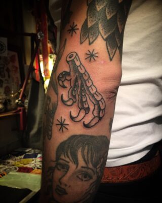 right_on_mountain_tattoo | Jevin tattoo Amsterdam