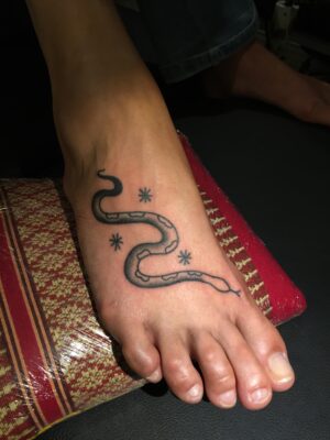 right_on_mountain_tattoo | Jevin tattoo Amsterdam