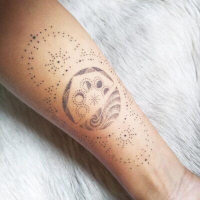 Emily Ink & Earth hand poke tattoo artist