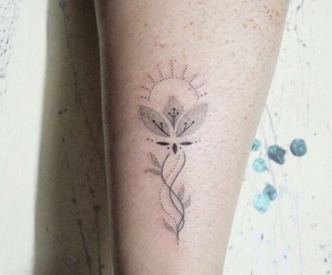 Emily Ink & Earth hand poke tattoo artist