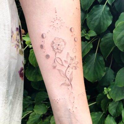 Emily Ink & Earth hand poke tattoo artist